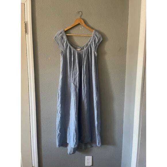 Xirena Tunic Dress - Picture 1 of 8